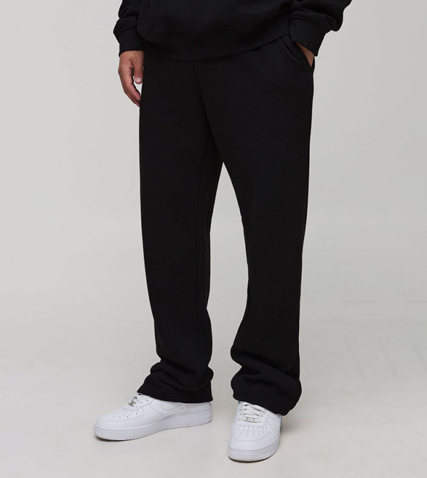 Mid Rise Straight Fit Sweatpants