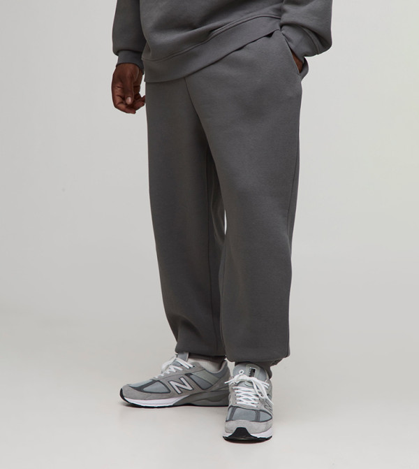 Solid Mid Rise Relaxed Fit Joggers