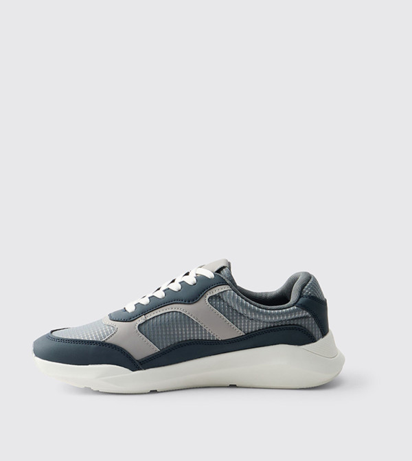 Mesh Panel Runner Style Training Shoes