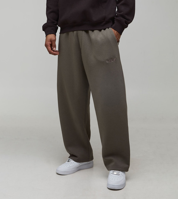 Embroidered Washed Balloon Fit Sweatpants