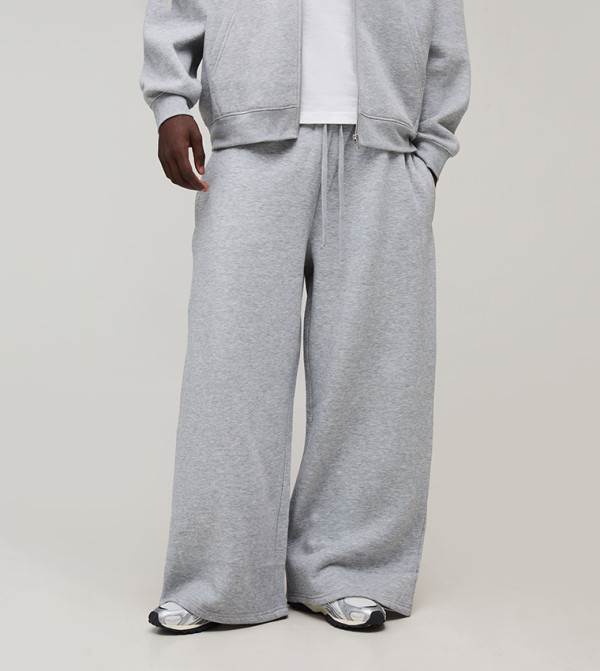 Drawstring Waist Extreme Wide Leg Sweatpants