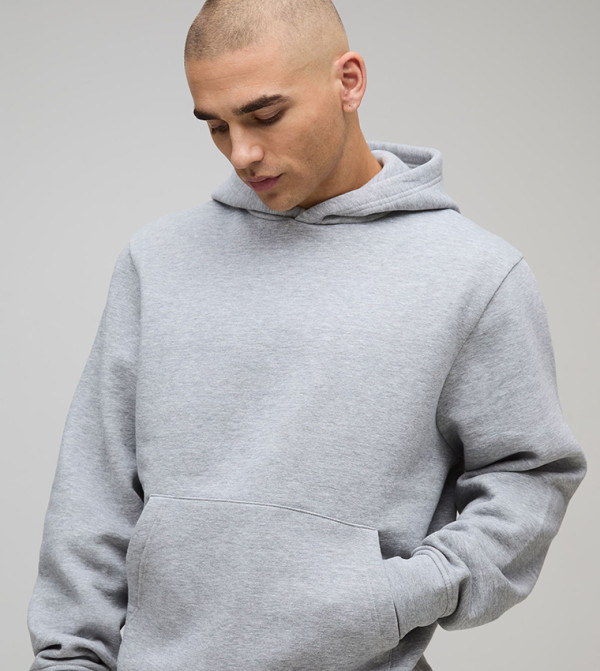 Solid Long Sleeves Regular Fit Hoodie