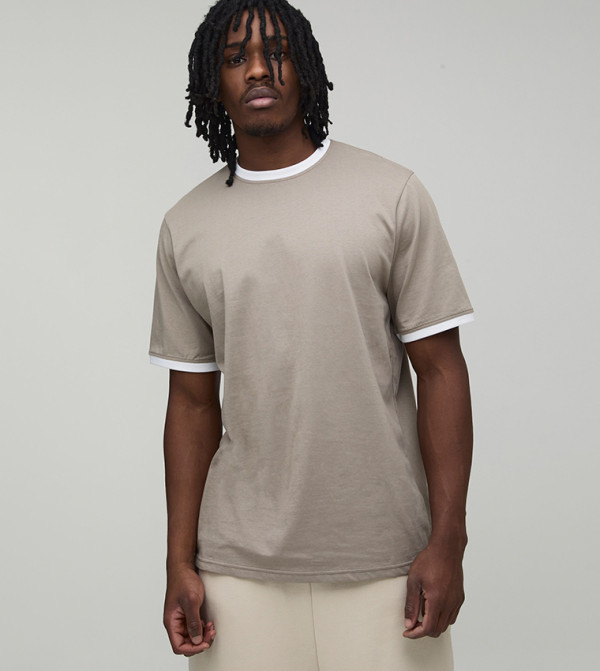 تيشيرت كم قصير بقبة مستديرة للمقاسات الطويلة