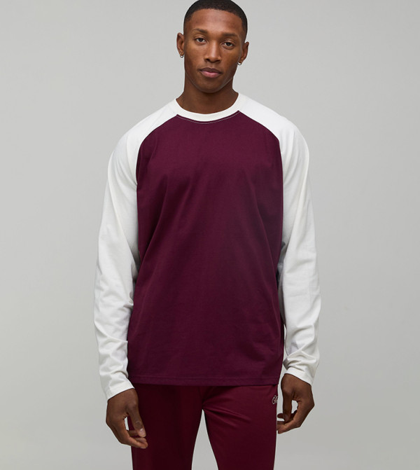 تيشيرت اوفرسايز كم طويل