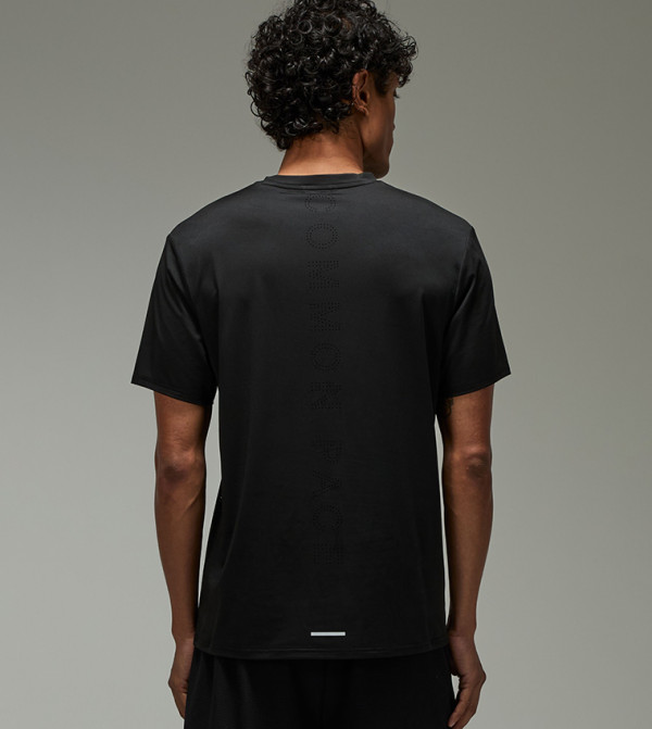 Common Pace Running Perforated Active T-Shirt