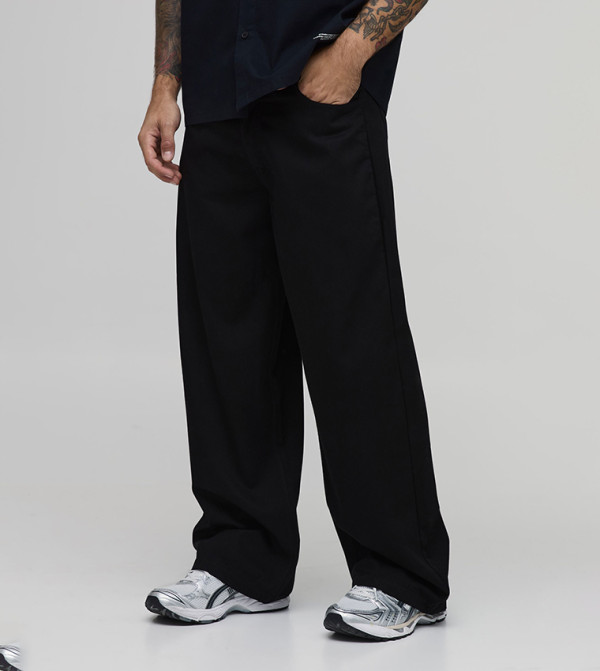 Mid Rise Fixed Waist Baggy Fit Trousers