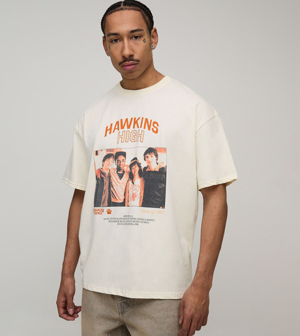 تيشيرت اوفرسايز بطبعة 