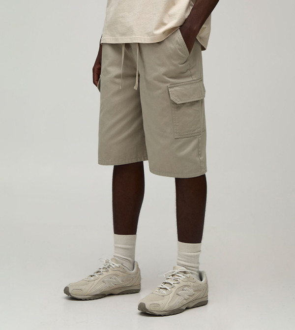 Baggy Fit Elasticated Twill Cargo Shorts