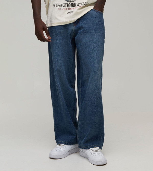 Back Pocket Embroidered Supper Baggy Fit Jeans