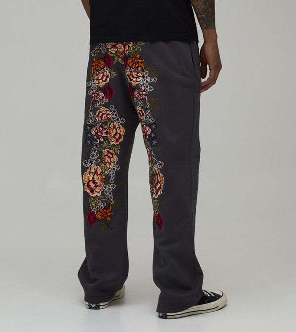 Floral Embroidered Straight Fit Sweatpants