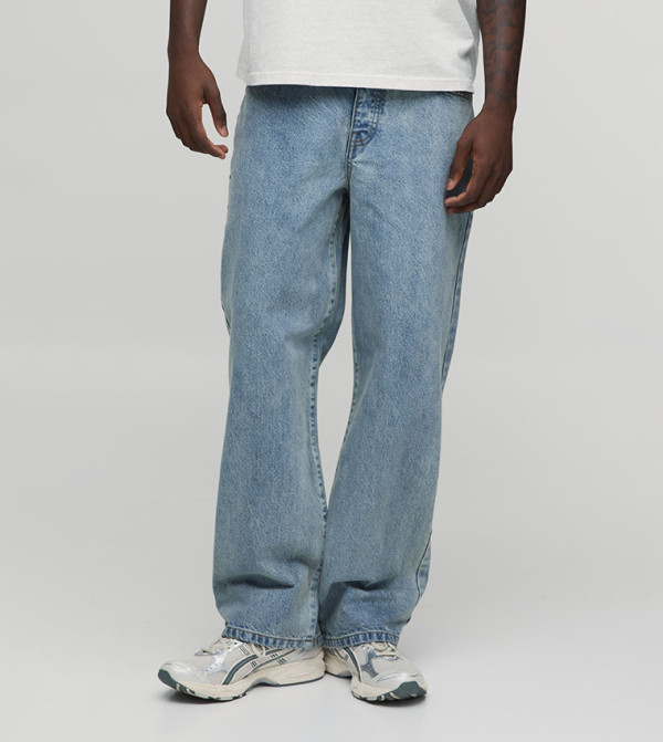 Washed Mid Rise Relaxed Fit Jeans