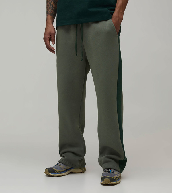 Straight Fit Paneled Sweatpants