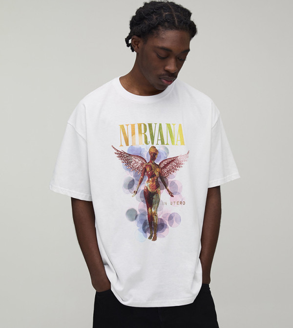 تيشيرت اوفرسايز بطبعة نيرفانا