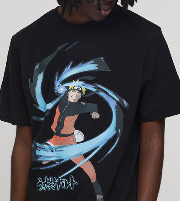 تيشيرت واسع بطبعة ناروتو للمقاسات الطويلة