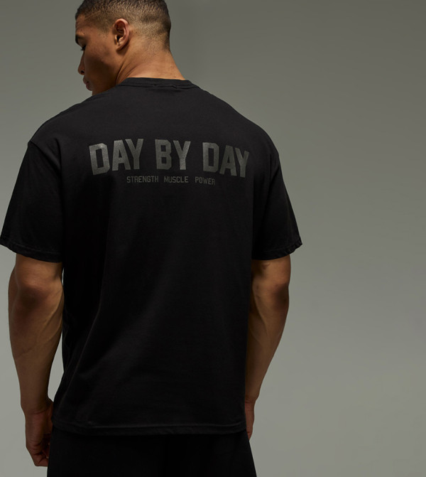 Day By Day Oversized T-Shirt