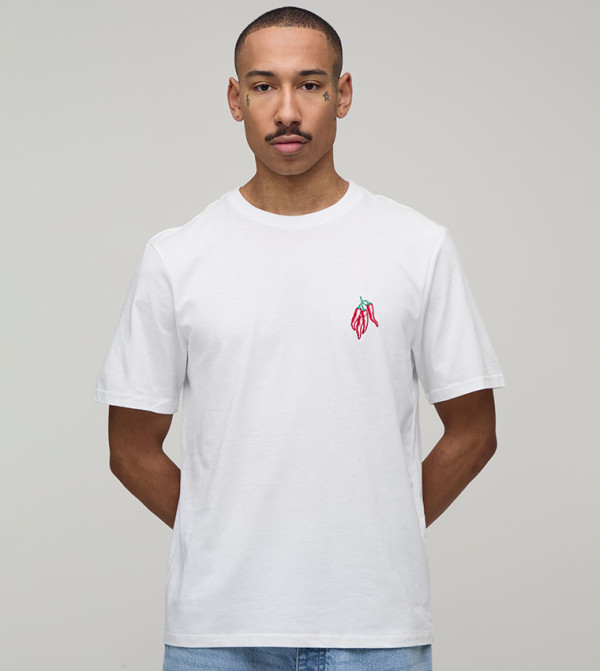 Chilli Embroidered Short Sleeves T-Shirt