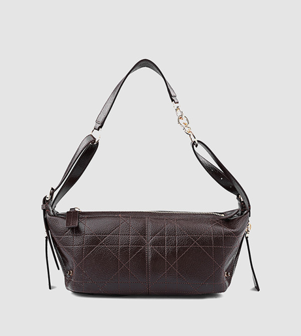 شنطة كتف بخياطة متباينة 