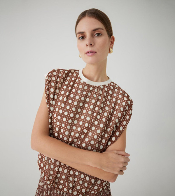Basket Weave Crew Neck Top