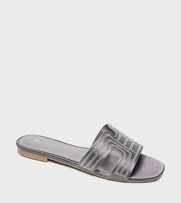 Embellished Cut-Out Flat Sandals