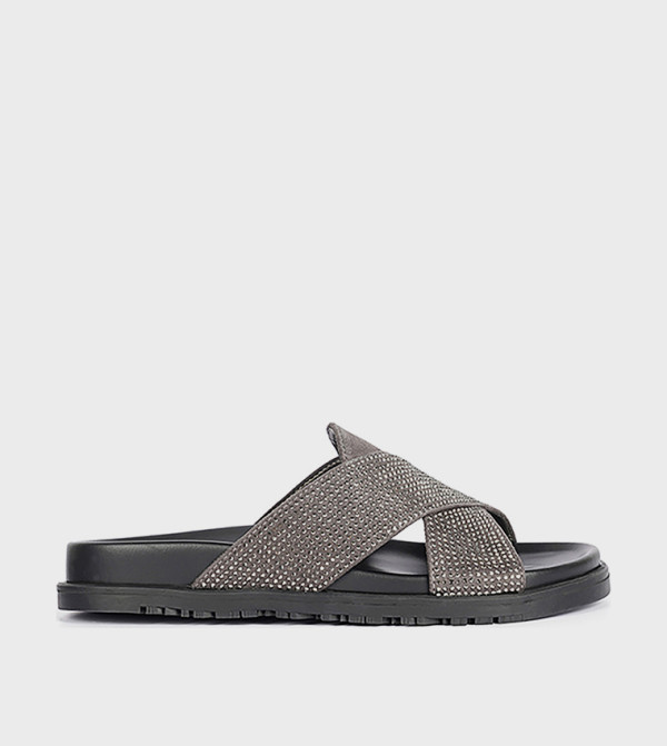 Studded Criss-Cross Casual Sandals