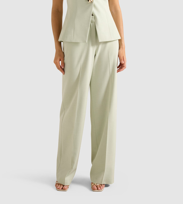 بنطلون رسمي واسع 