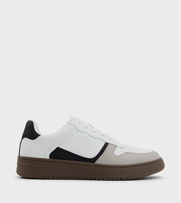 FRESHH_H Round Toe Lace-Up Sneakers