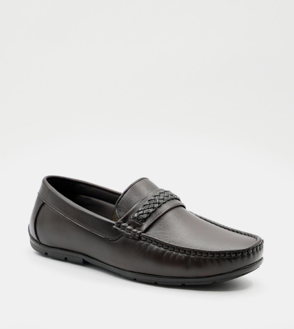 AVI3 Solid Braid Detail Loafers