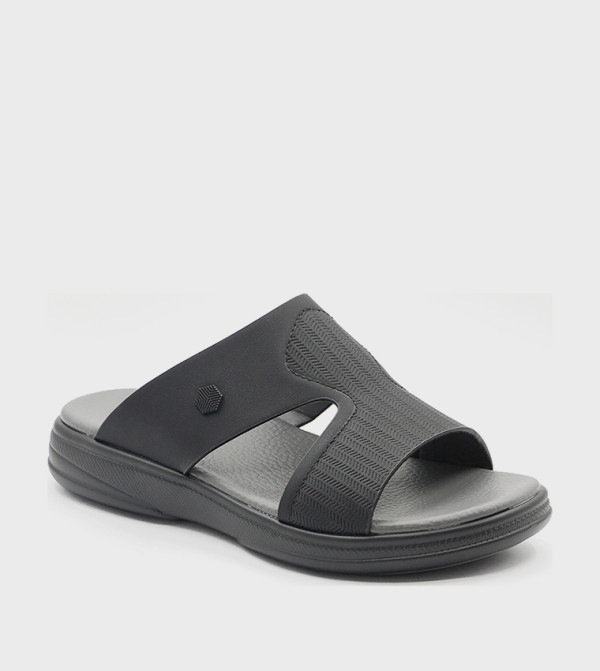 AXEL Textured Arabic Sandals