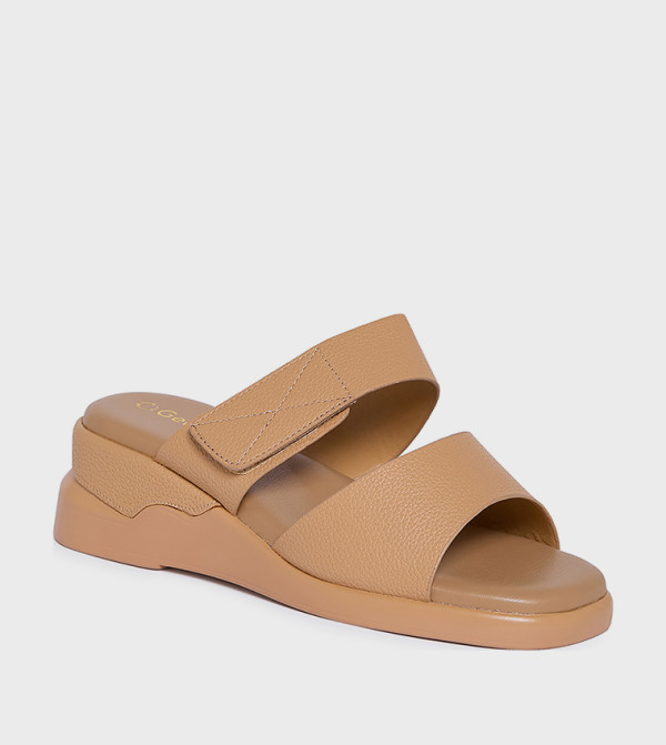 EANNIKEA Textured Velcro Closure Platform Sandals