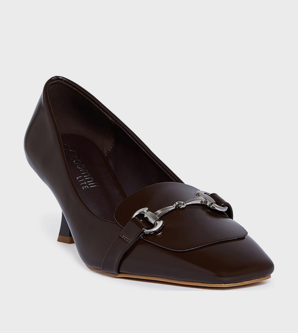 JUNO Metal Detail Loafer Pumps