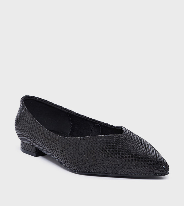 ECHO Textured Pointed Toe Ballerinas