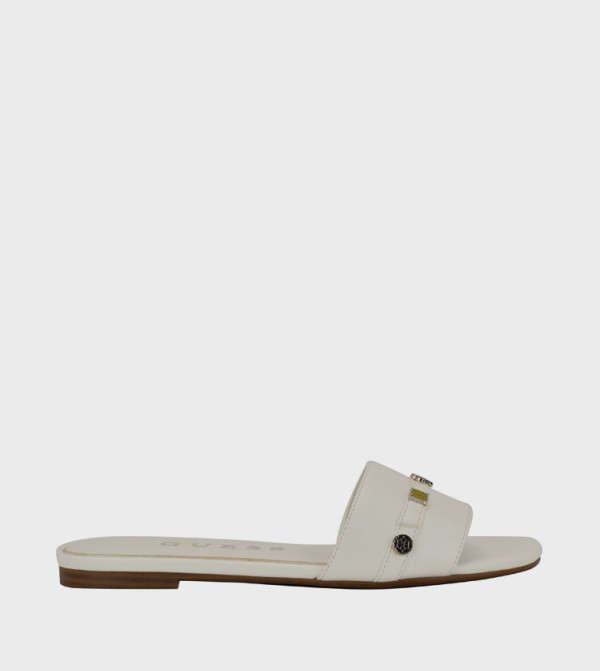 TASAM Logo Charm Detail Flat Sandals