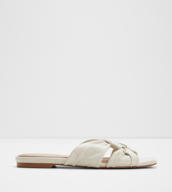 HENRIELLE-IN Criss-Cross Strap Flat Sandals