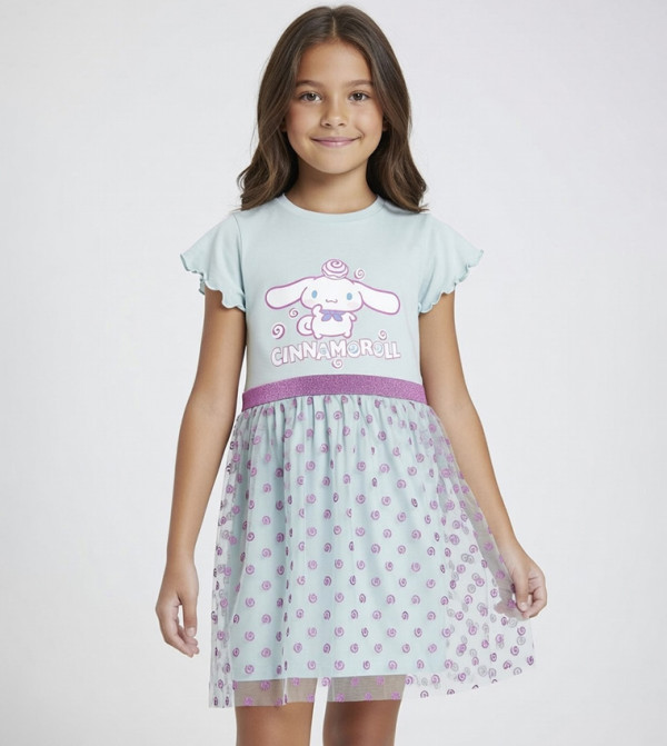 فستان تول كم قصير بطبعة سينامورول