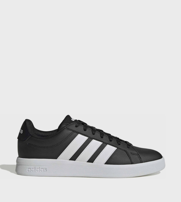 Buy Adidas STREETTALK Stripe Detail Lace Up Sneakers In Black | 6thStreet Bahrain Buy Adidas STREETTALK Stripe Detail Lace Up Sneakers In Black | 6thStreet Bahrain