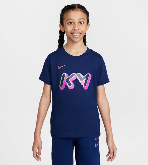 تيشيرت بأكمام قصيرة وطبعة الشعار 