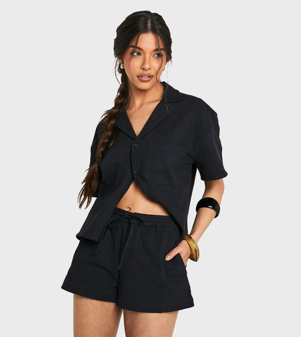 Solid Drawstring Waist Shorts