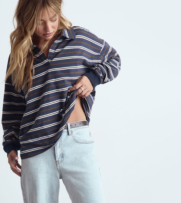 تيشيرت بولو مخطط بأزرار