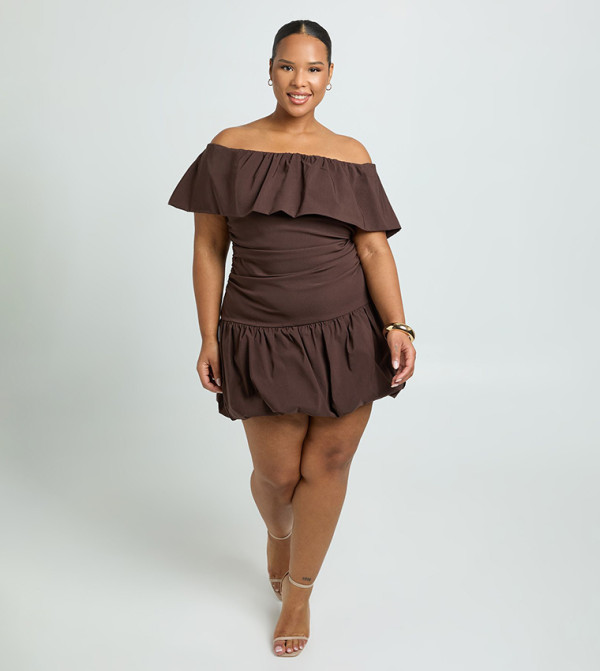 فستان ميني للمقاسات الكبيرة