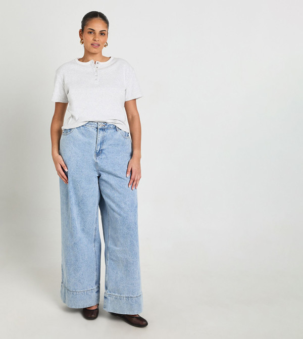 Curve Deep Hem Cuff Wide Leg Jeans
