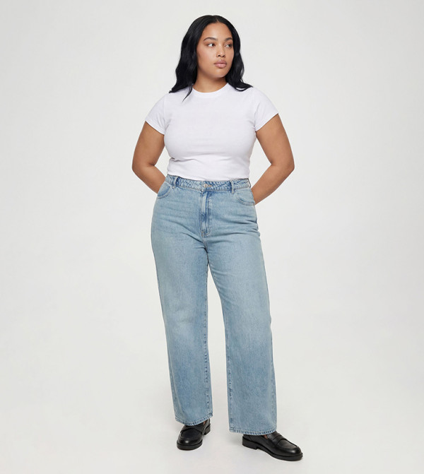 Curve High Waist Boyfriend Fit Jeans