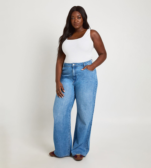 Washed High Waist Straight Fit Jeans