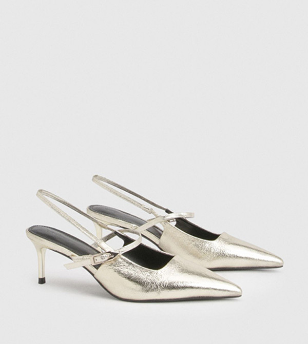 حذاء كعب بحزام خلفي بمشبك