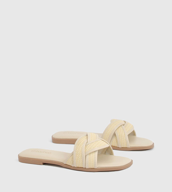 Raffia Contrast Crossover Detail Flat Sandals