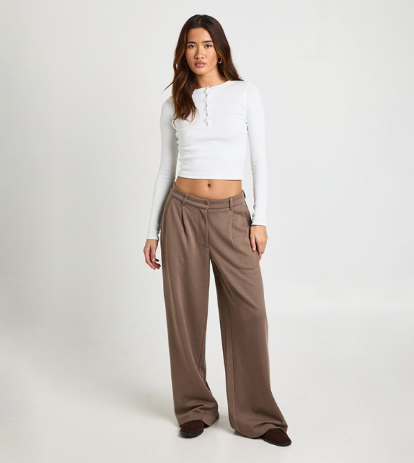 Interlock Front Pleated Wide Leg Sweatpants
