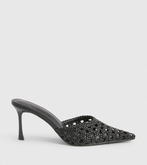 Weave Front Cut-Out Pumps