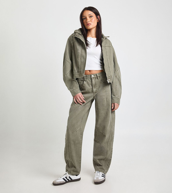 Seam Detail Barrel Fit Jeans