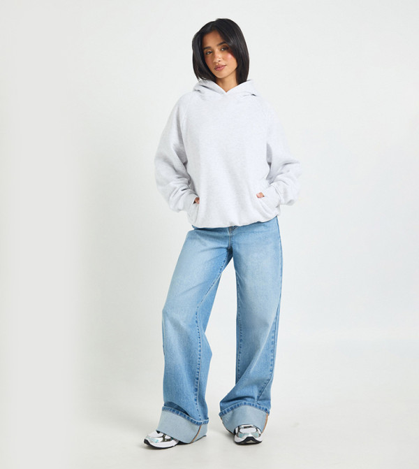 هودي واسع للمقاسات الصغيرة