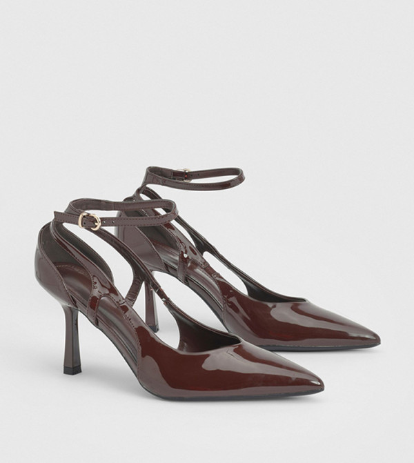 Patent Cut Out Detail Pumps