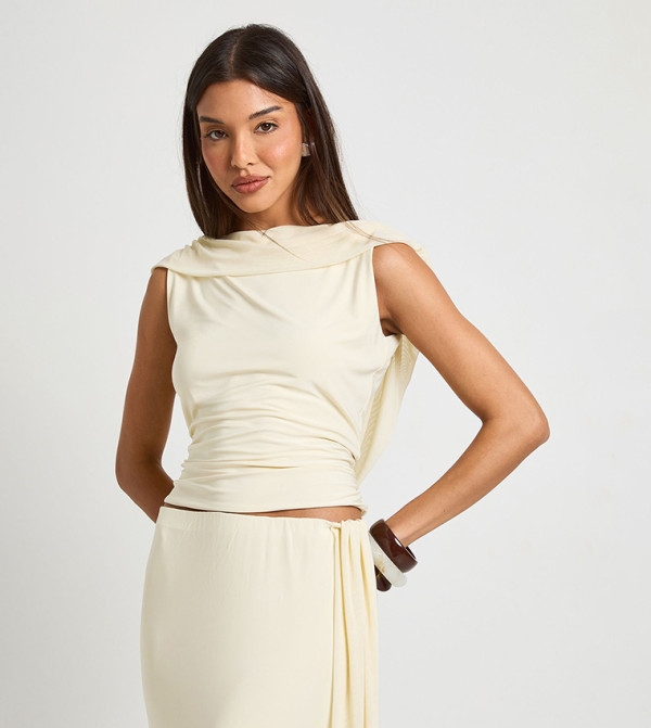 كروب توب شبكي قصير بظهر مكشوف